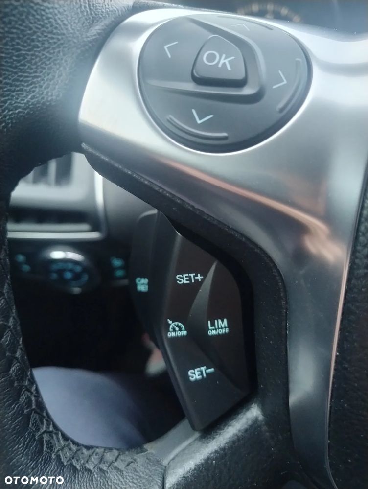 Ford Focus 1.6 EcoBoost Start-Stopp-System Titanium - 19