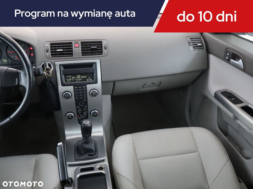 Volvo S40 - 10