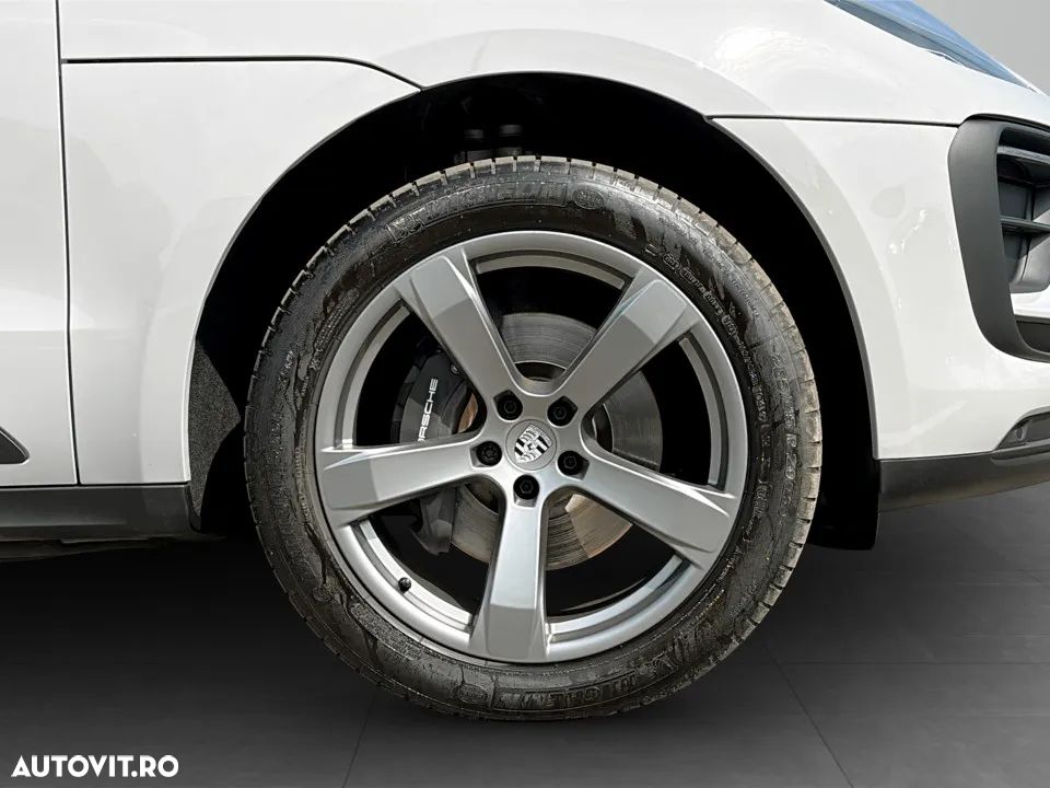 Porsche Macan Standard - 16
