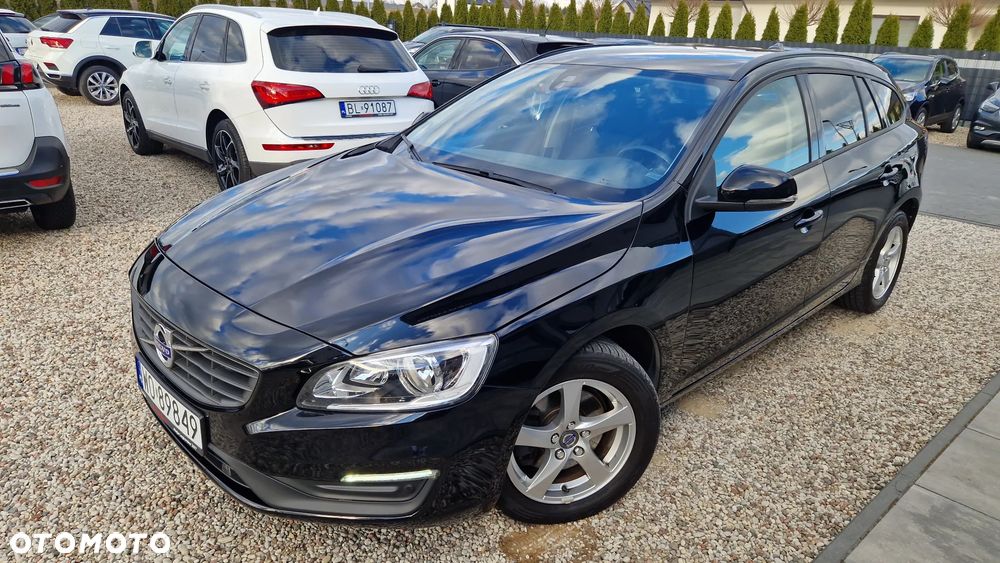 Volvo V60 D2 Kinetic - 1