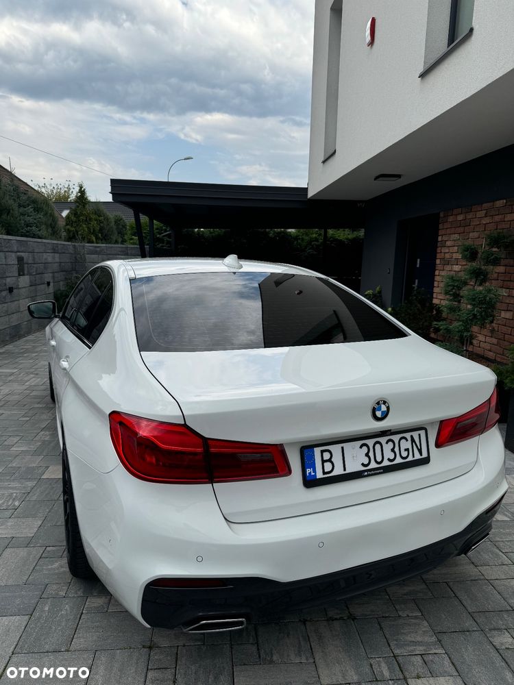 BMW Seria 5 520d xDrive M Sport sport - 2
