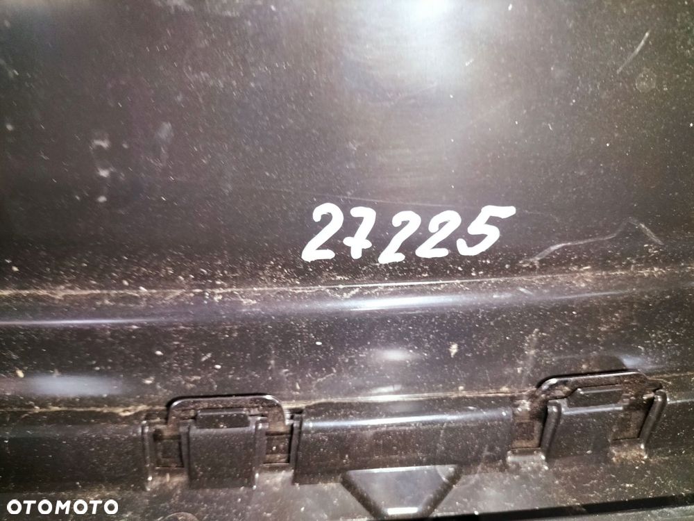 atrapa kratka grill vw polo vi lift 20- sedan - 9