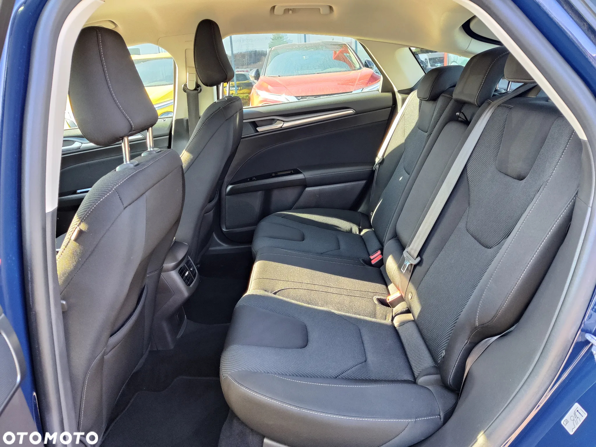 Ford Mondeo 2.0 TDCi Titanium PowerShift - 16