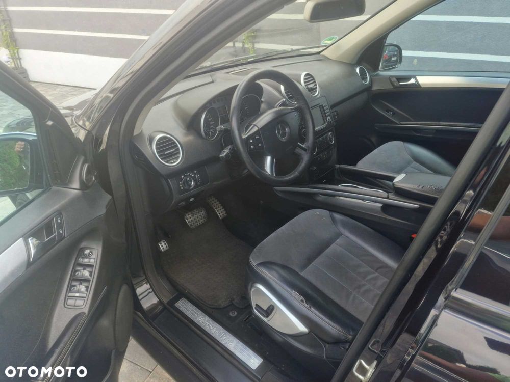 Mercedes-Benz ML - 8