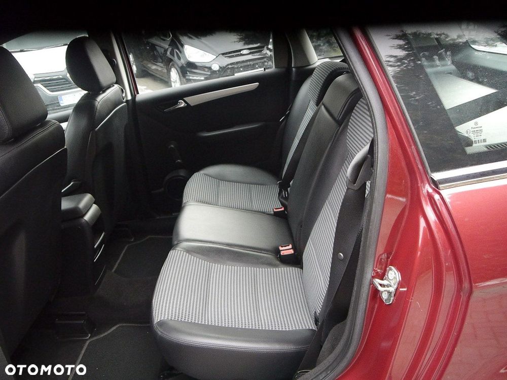 Mercedes-Benz Klasa B 150 BlueEFFICIENCY - 27