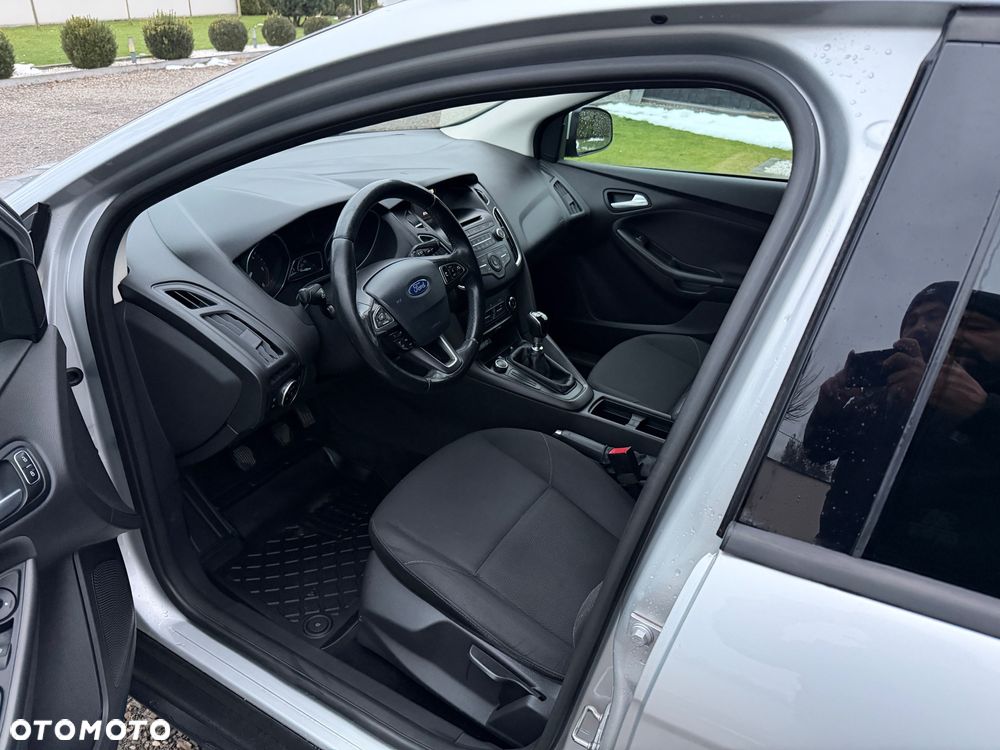 Ford Focus 1.5 TDCi Titanium - 8