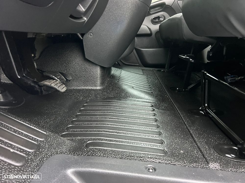 Renault Master 2.3 Dci SS C.Dupla 130 cv 7 Lug AC - 12