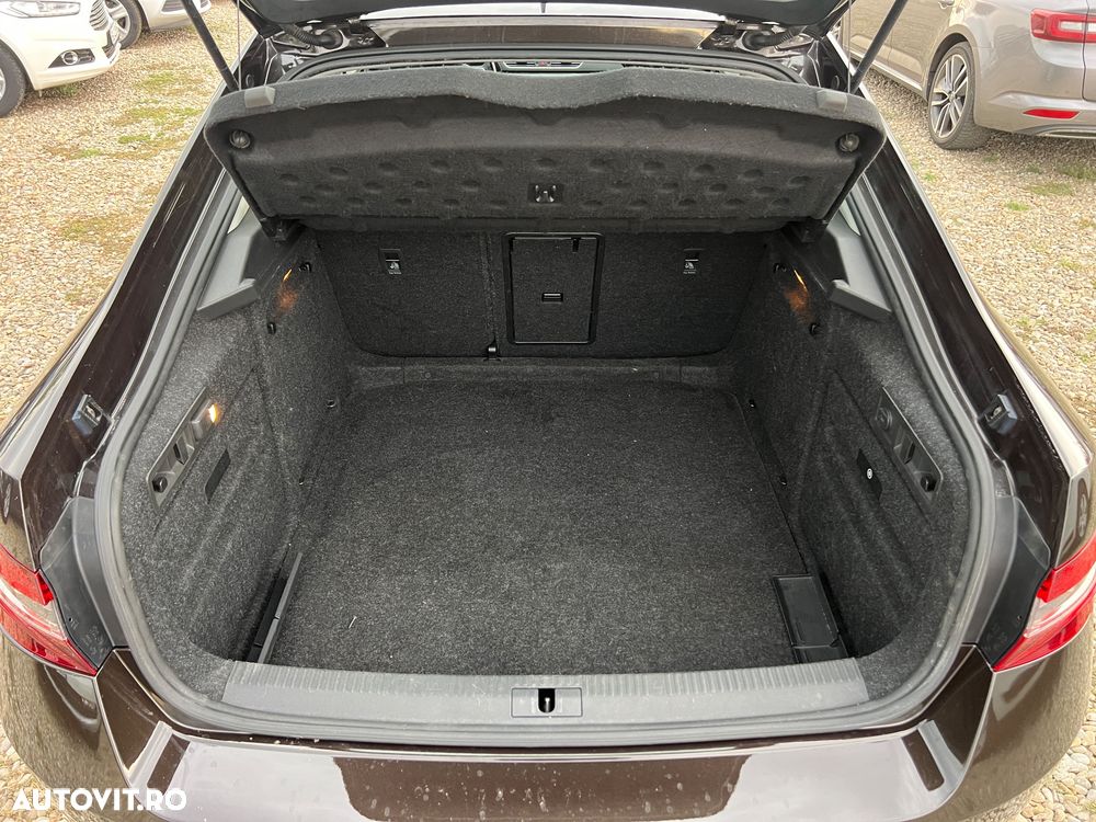 Skoda Superb 1.8 TSI DSG Style - 15