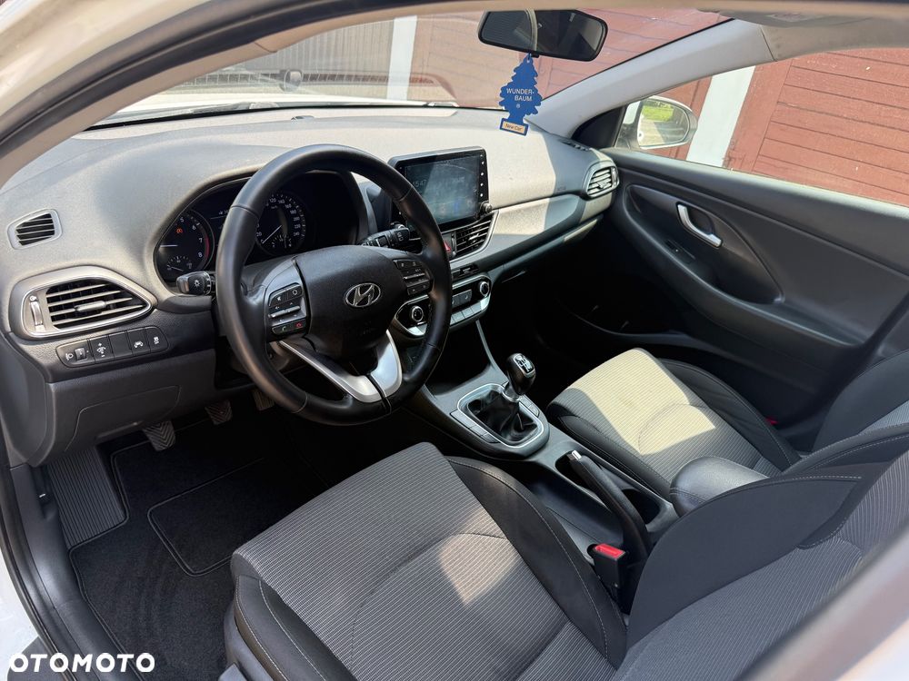 Hyundai i30 1.0 T-GDI YES - 13
