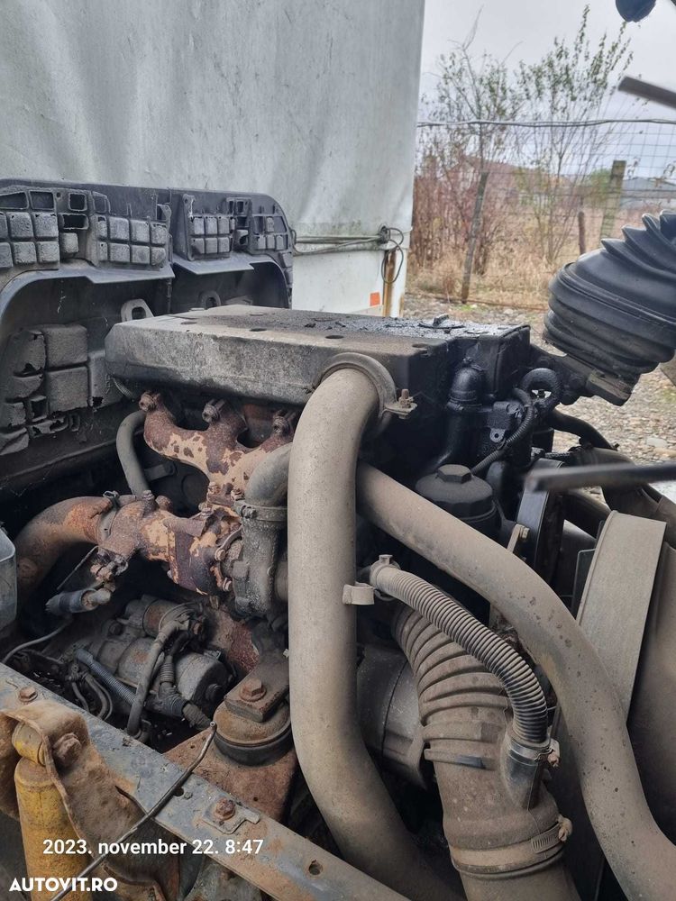 Dezmembram Mercedes Atego 818 - 6