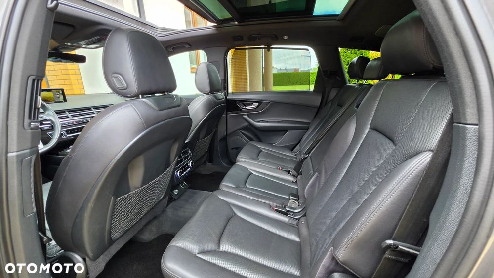 Audi Q7 - 24
