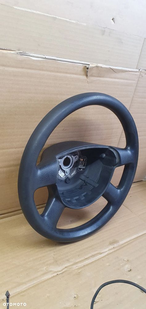 Kierownica czteroramienna VW Passat B6 3C04190911QB - 4