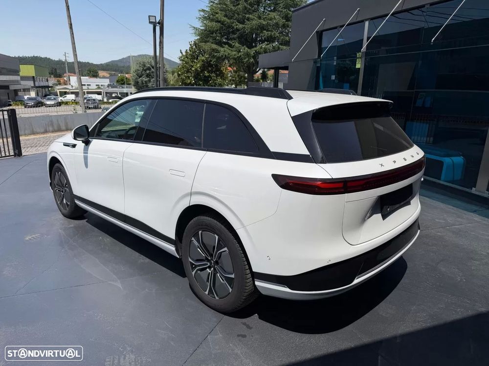 Xpeng G9 98 kWh Long Range - 7