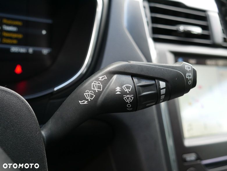 Ford Mondeo 2.0 Hybrid Titanium - 29