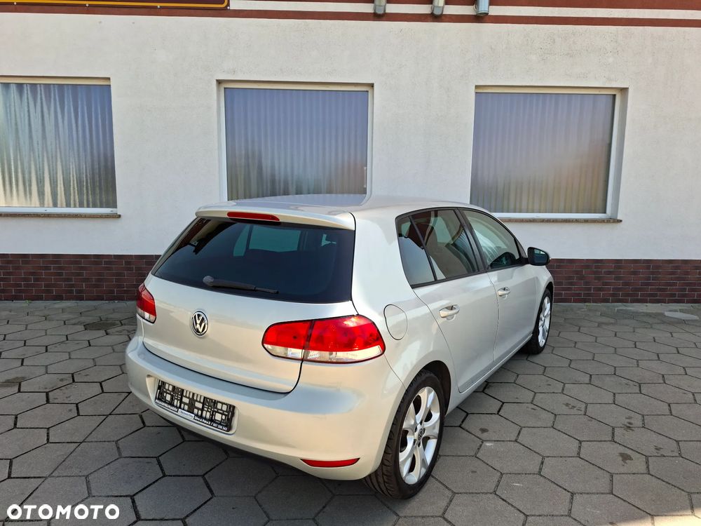 Volkswagen Golf - 12
