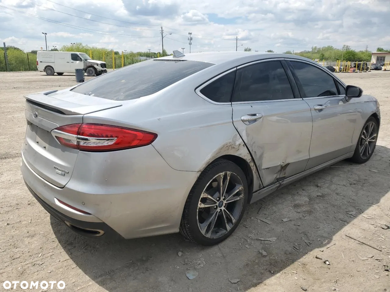 Ford Fusion 2.0 EcoBoost Titanium - 3