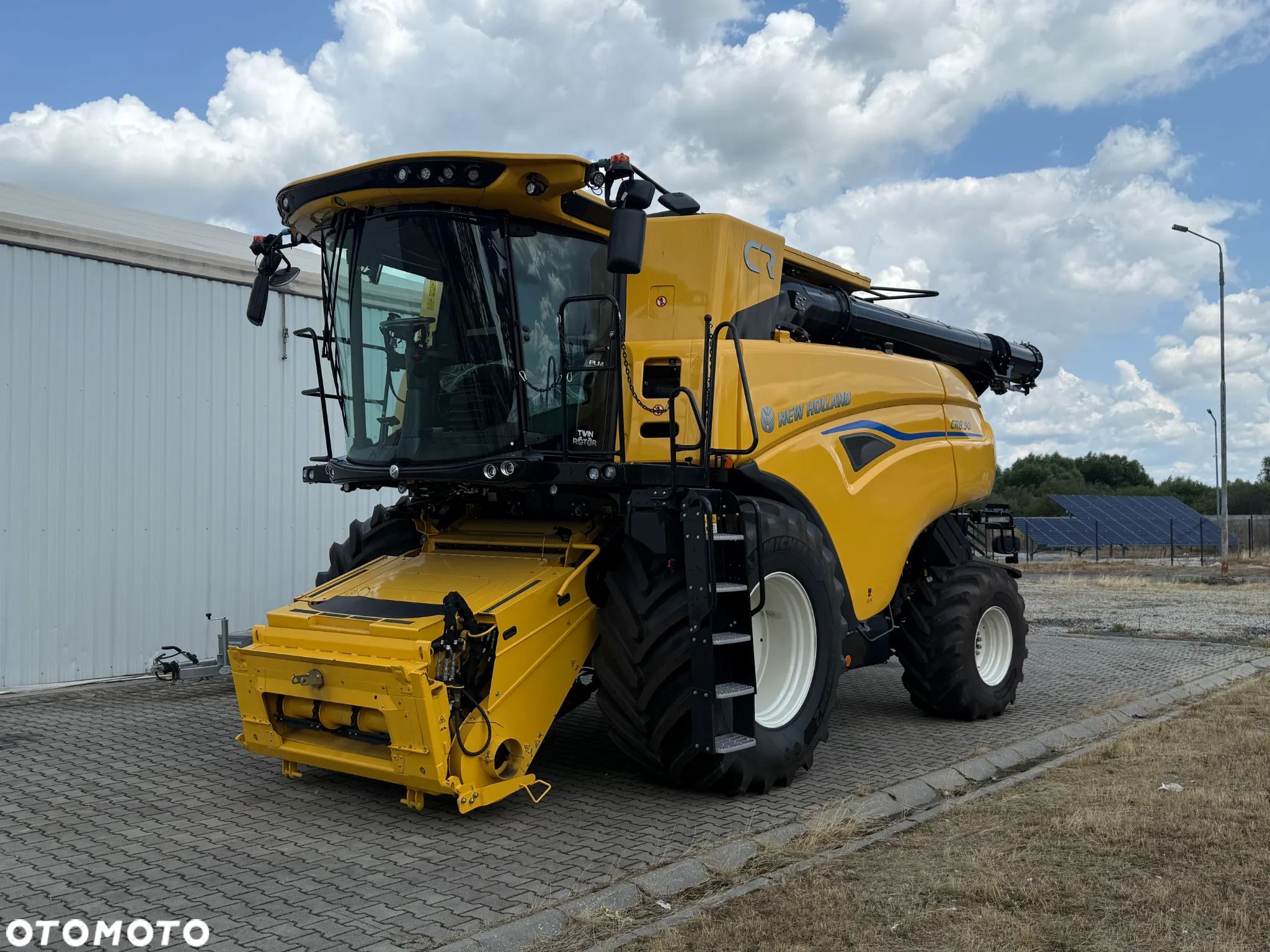 New Holland CR8.90 - 1
