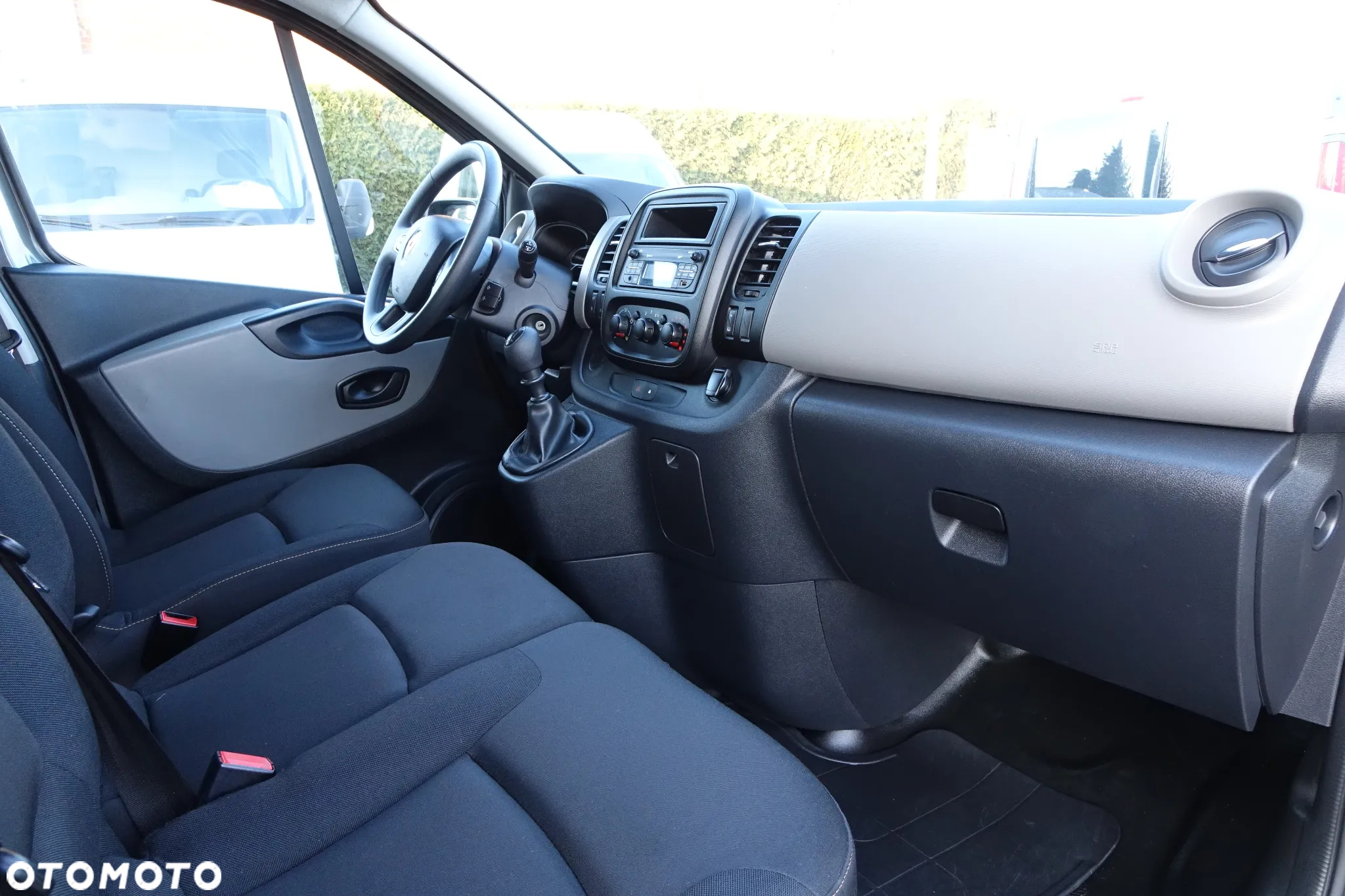 Renault Trafic - 6