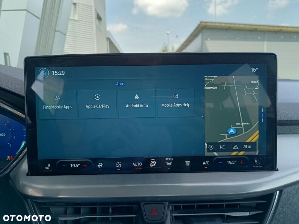 Ford Focus 1.0 EcoBoost mHEV Titanium X - 27