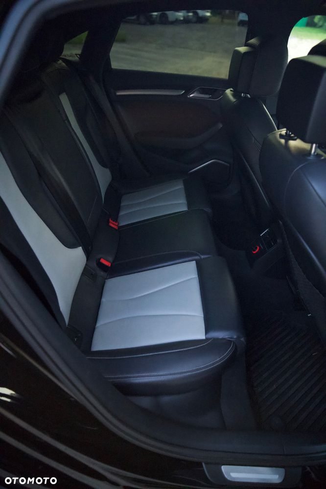 Audi S3 2.0 TFSI Quattro S tronic - 25