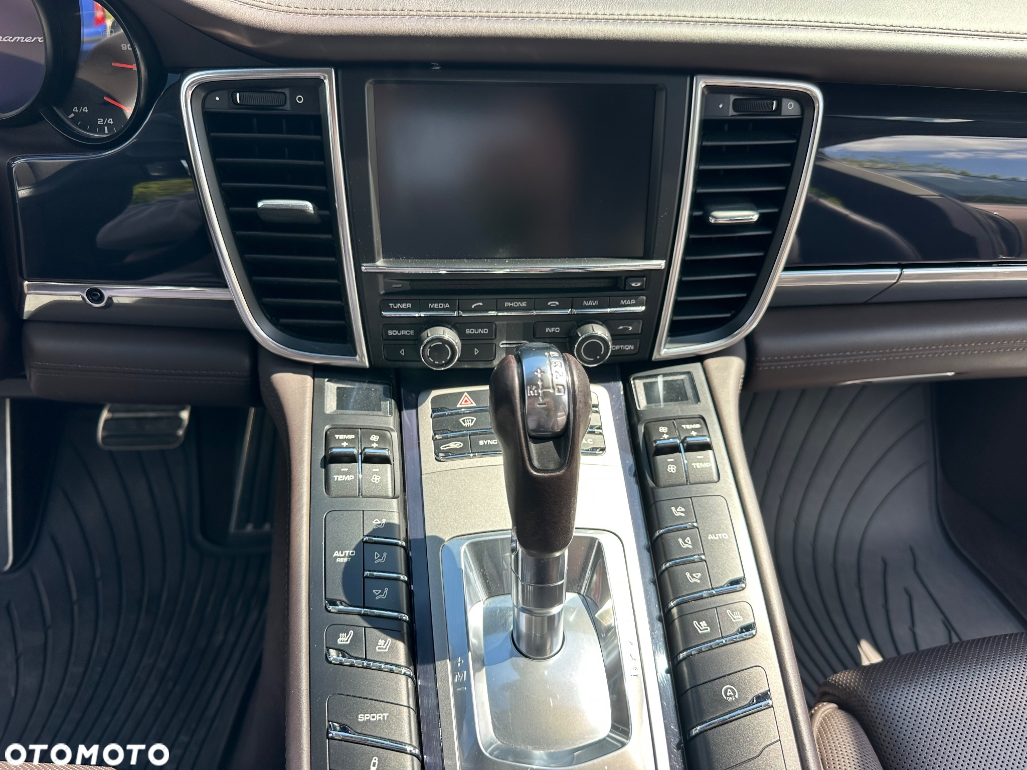 Porsche Panamera Diesel - 24