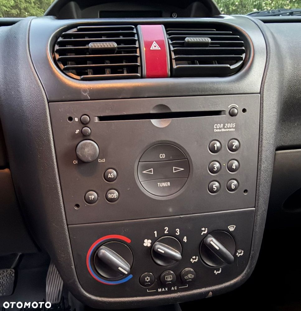 Opel Corsa 1.2 16V Elegance - 8