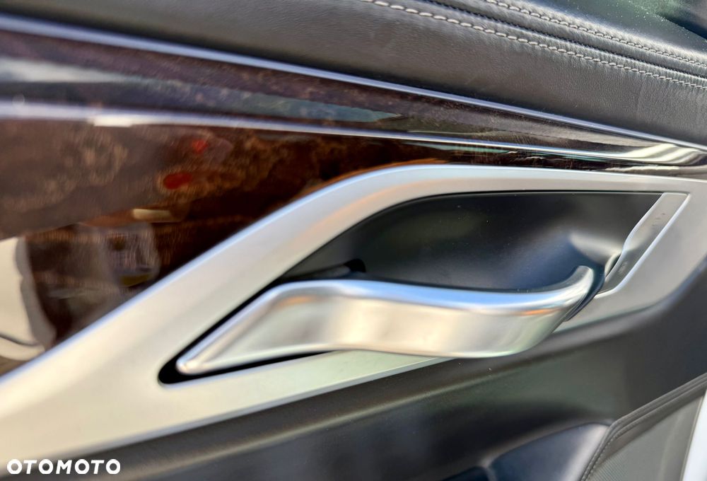 BMW Seria 7 750i xDrive - 19