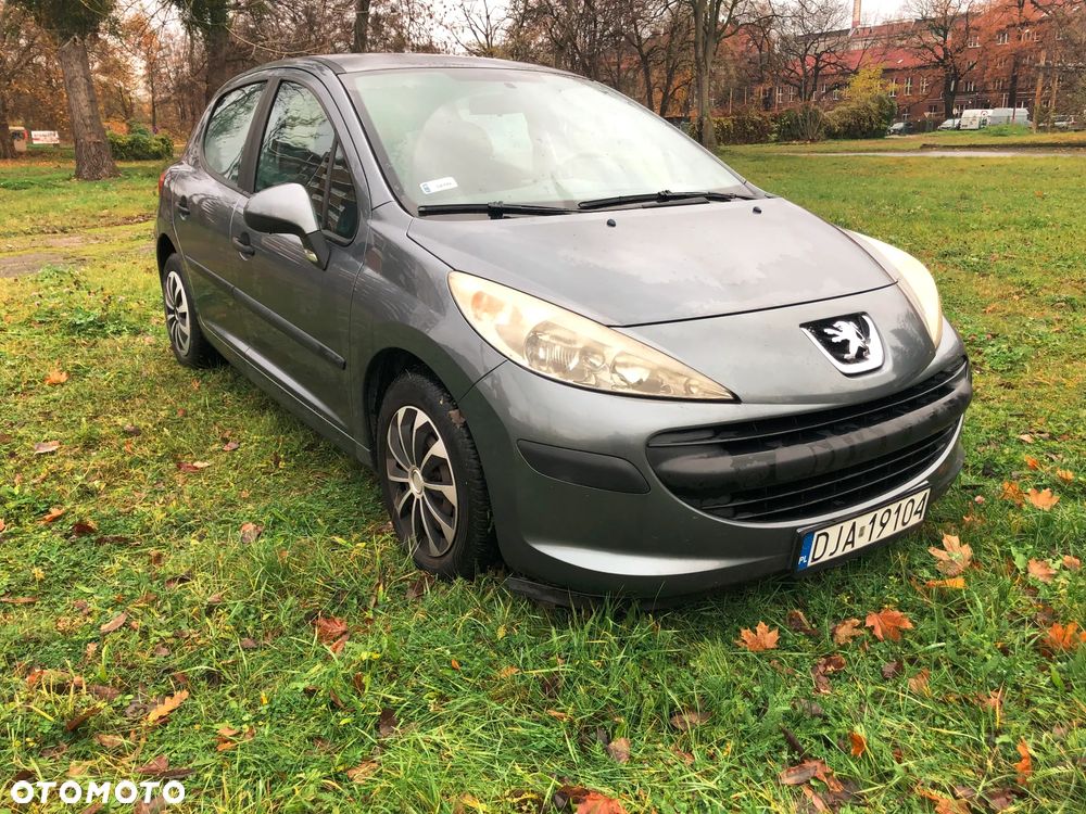 Peugeot 207 1.4 16V Presence - 2