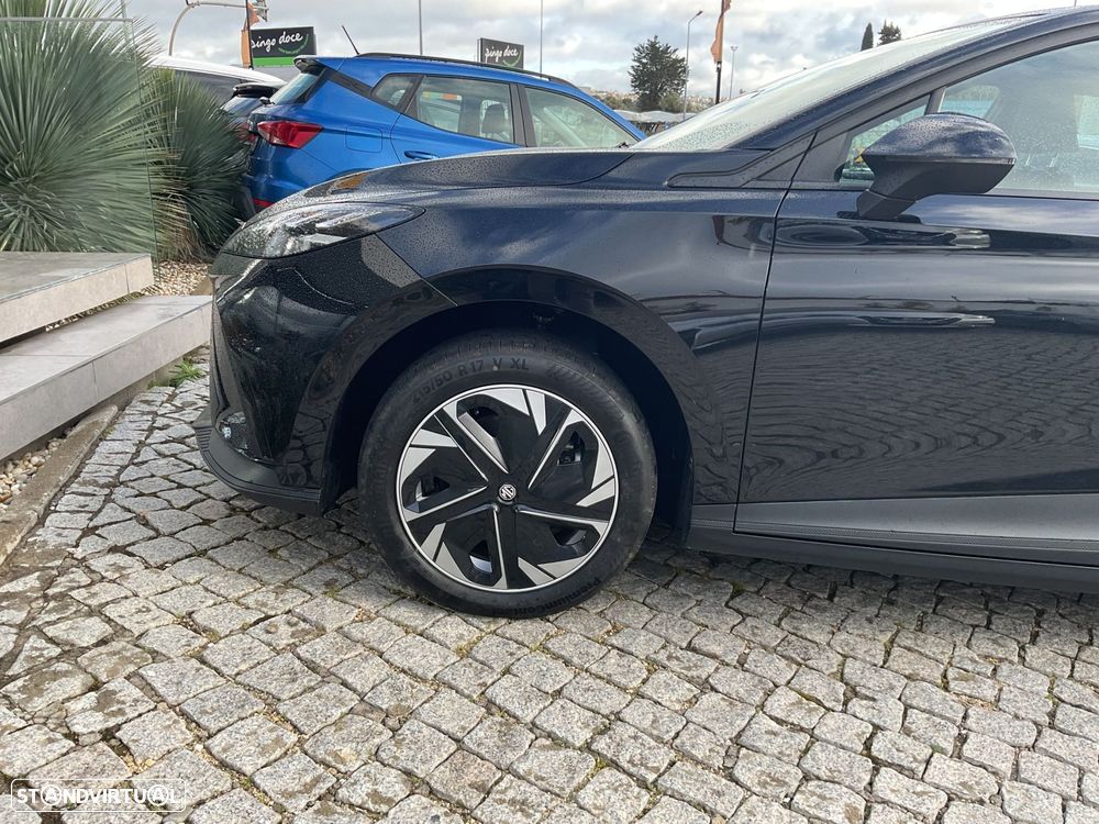 MG MG4 51 kWh Standard - 11