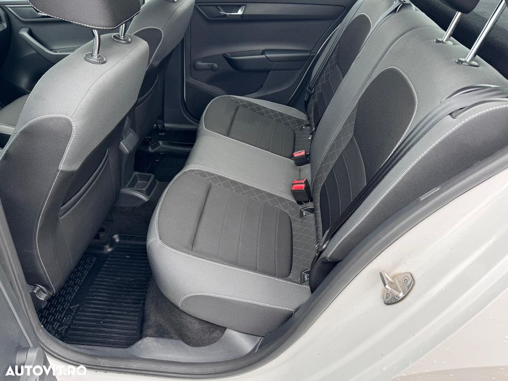 Skoda Fabia 1.0 TSI Ambition - 17