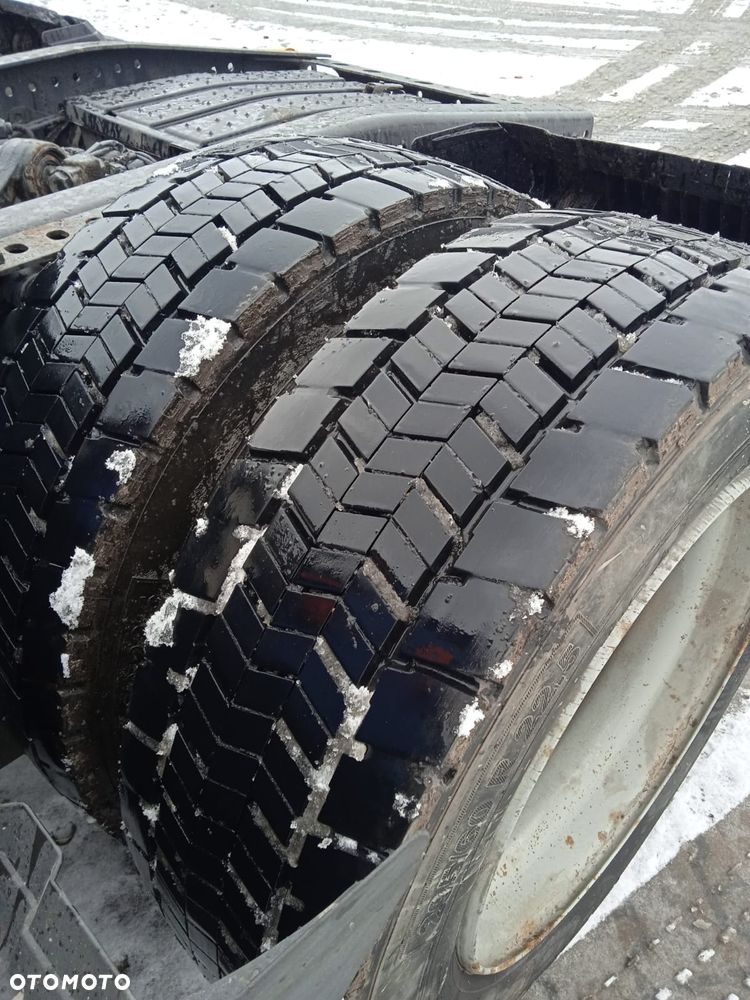 Mercedes-Benz Actros - 8