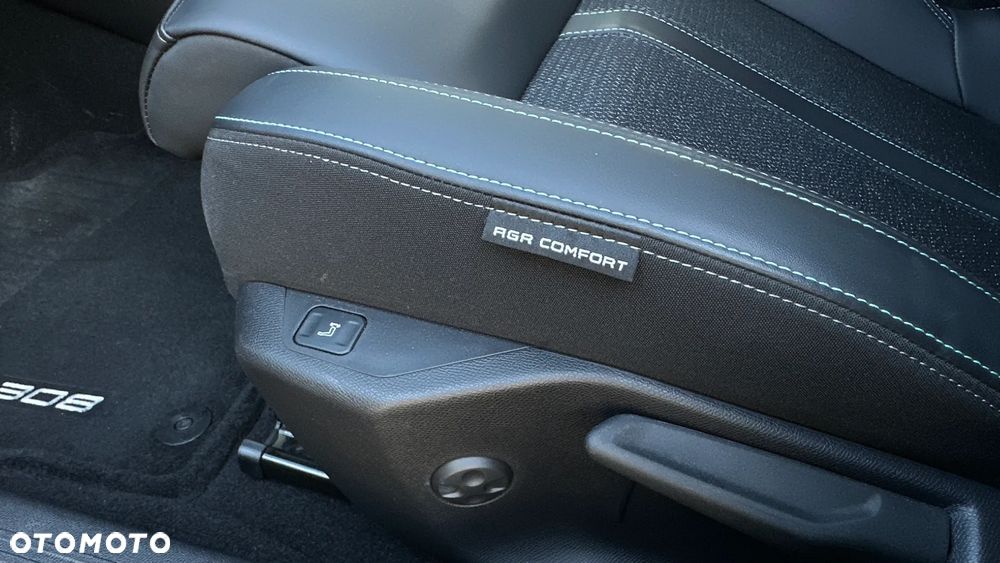 Peugeot 308 1.2 PureTech Allure Pack S&S EAT8 - 32