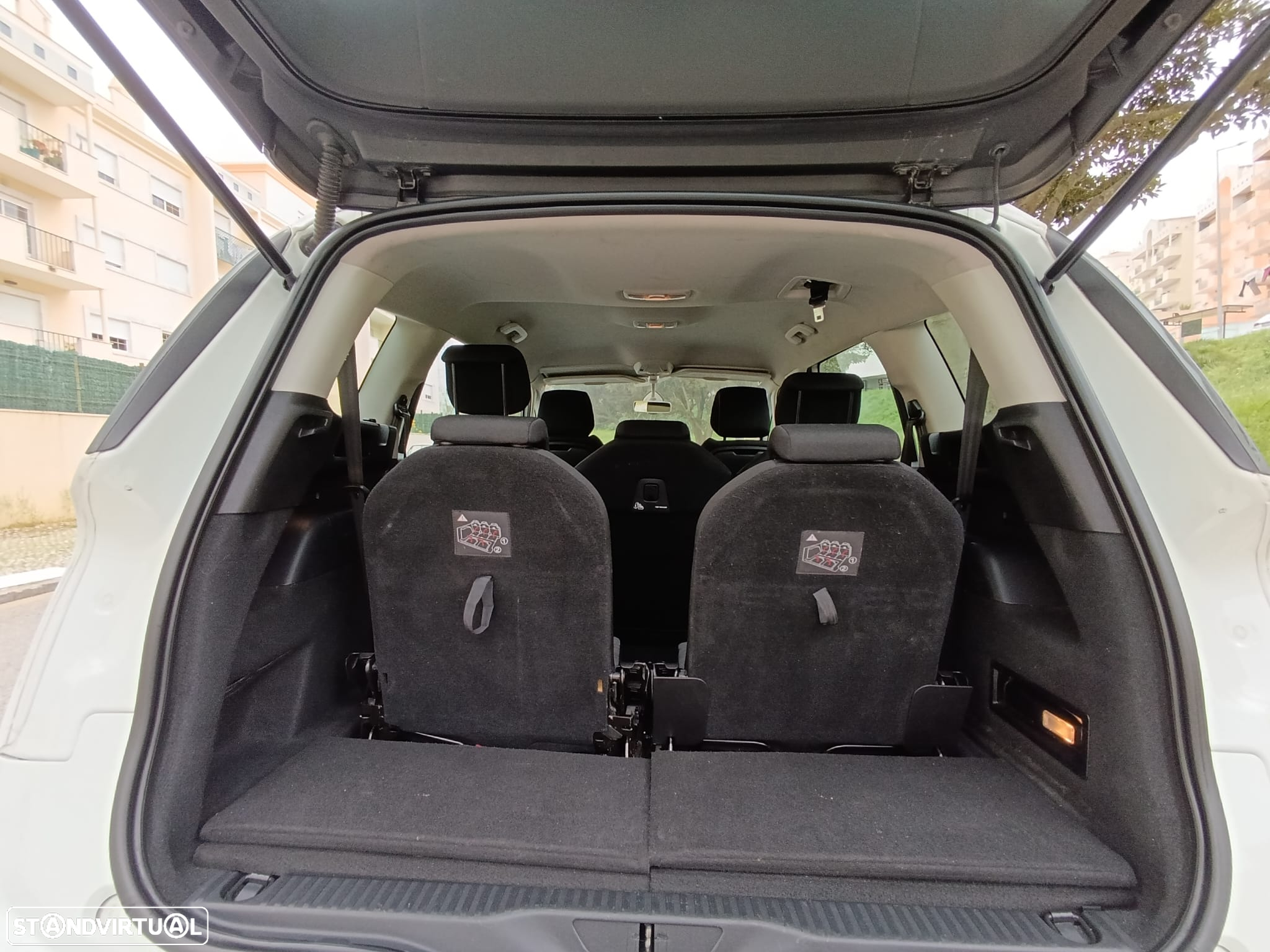 Citroën C4 Grand Picasso 1.6 BlueHDi Seduction - 28