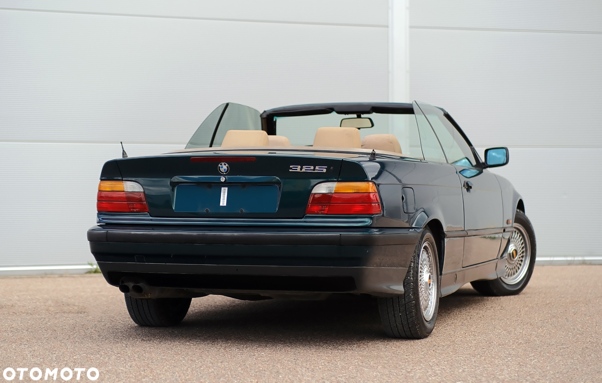 BMW Seria 3 325i - 16