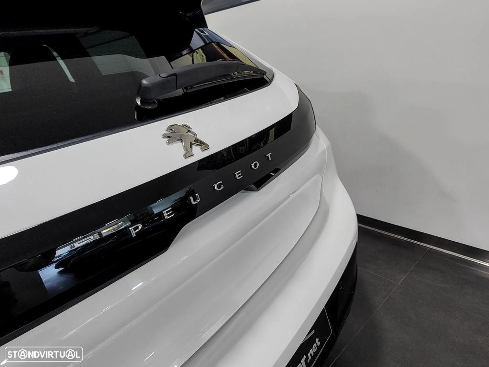 Peugeot 208 1.2 PureTech Allure EAT8 - 18