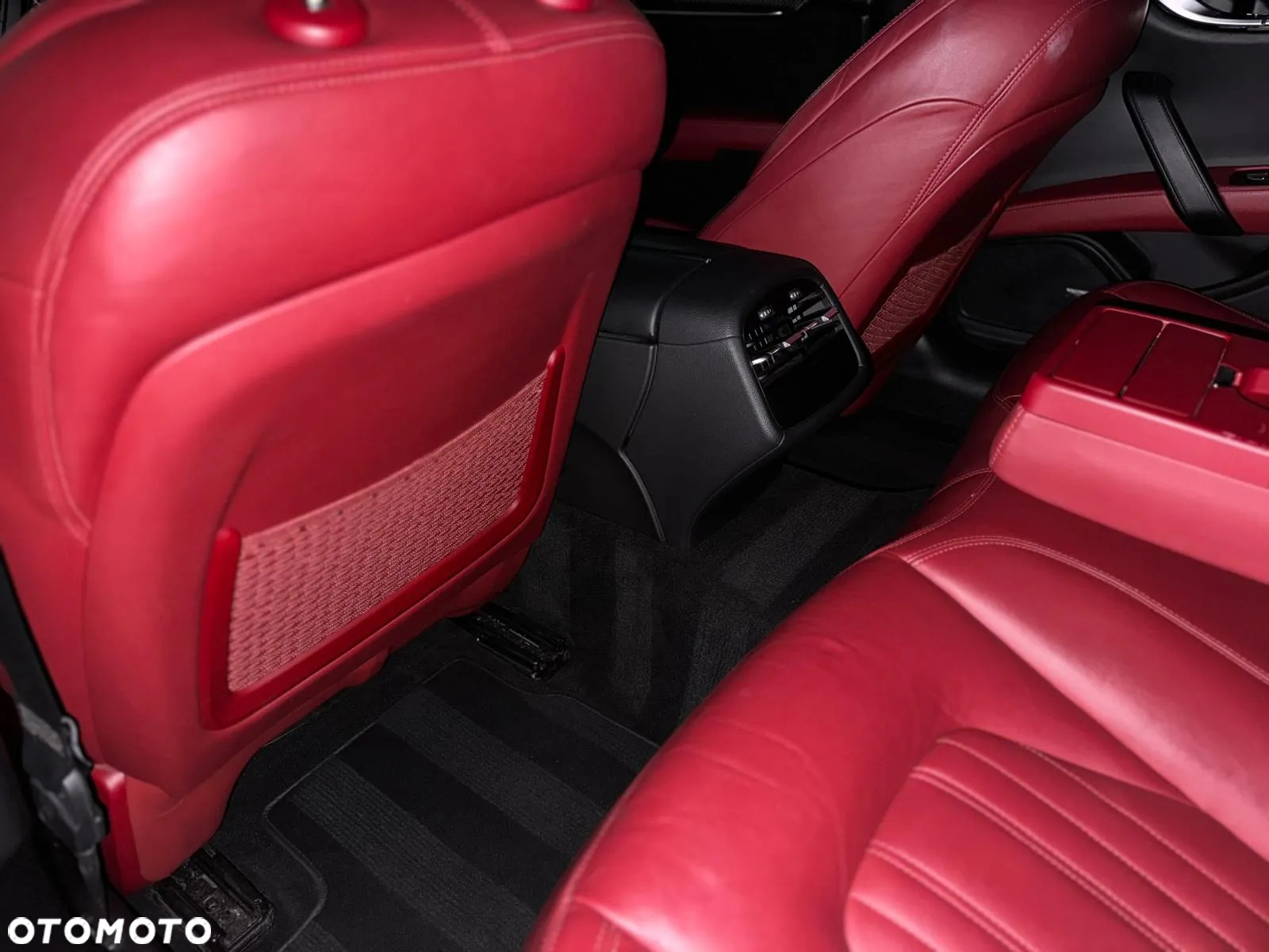 Maserati Ghibli Automatik - 15