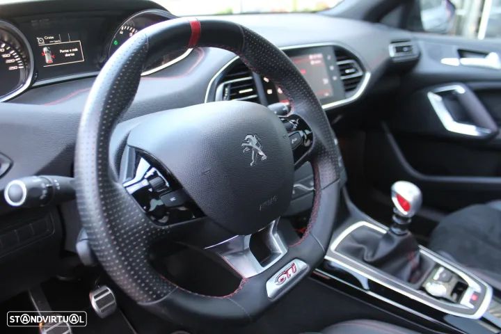 Peugeot 308 PureTech 263 Stop & Start GTi by Sport - 36