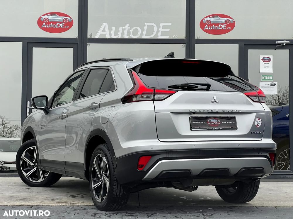 Mitsubishi Eclipse-Cross - 3