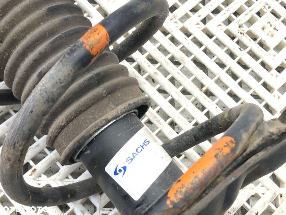 AMORTYZATOR LEWY PRZÓD SPRĘŻYNA - 66.00 PLN - TOYOTA AVENSIS VERSO (_M2_) 2001 - 2011 2.0 D - 3