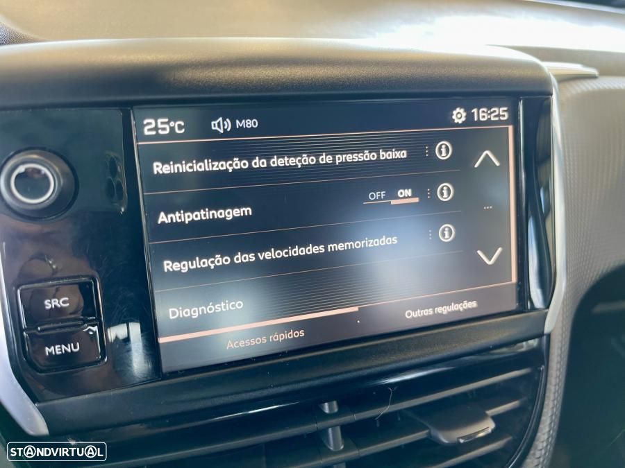 Peugeot 2008 1.2 PureTech Style - 18