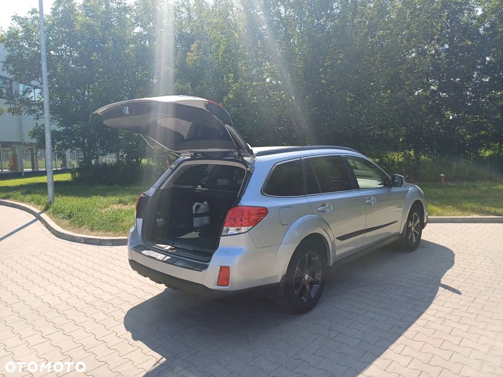 Subaru Outback Legacy 2.0 D Active AT - 9
