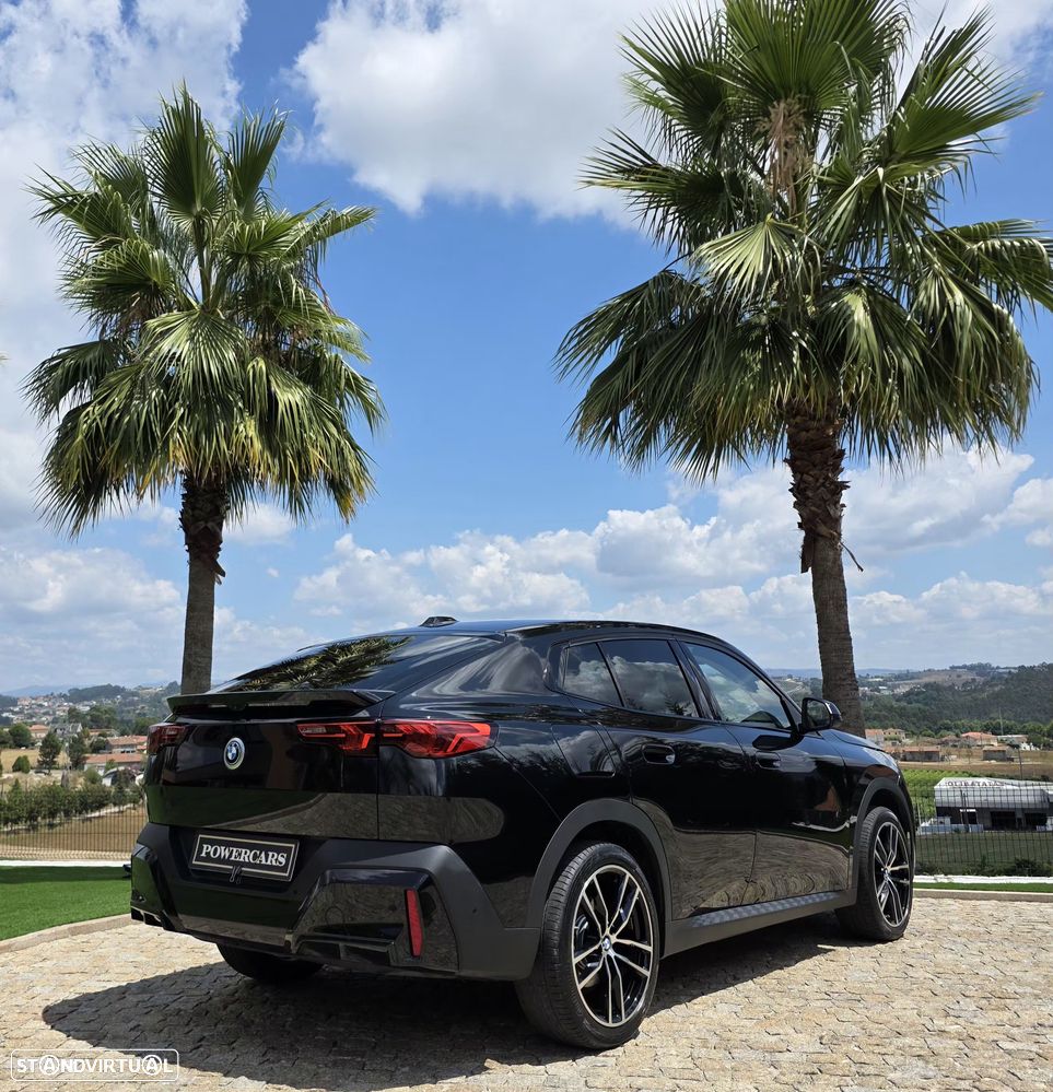 BMW iX2 eDrive20 - 12