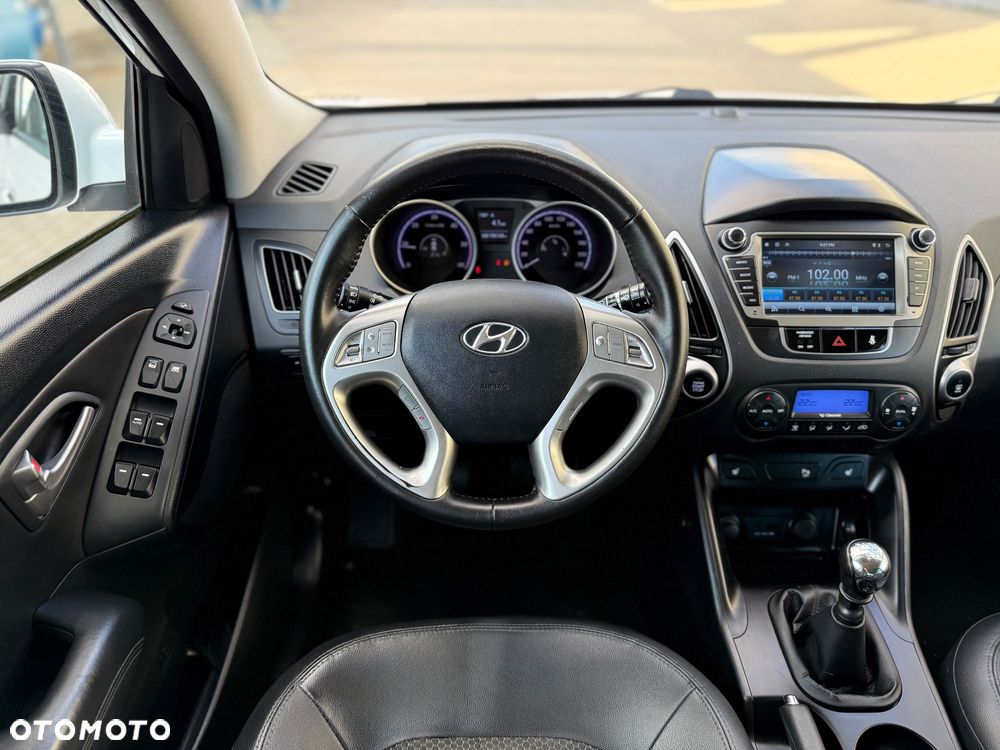 Hyundai ix35 1.7 CRDi 2WD UEFA EURO 2012 Edition - 14
