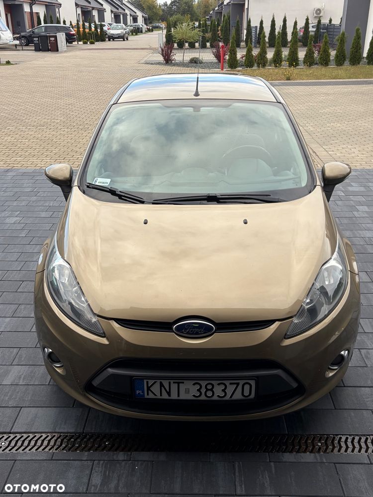 Ford Fiesta - 8