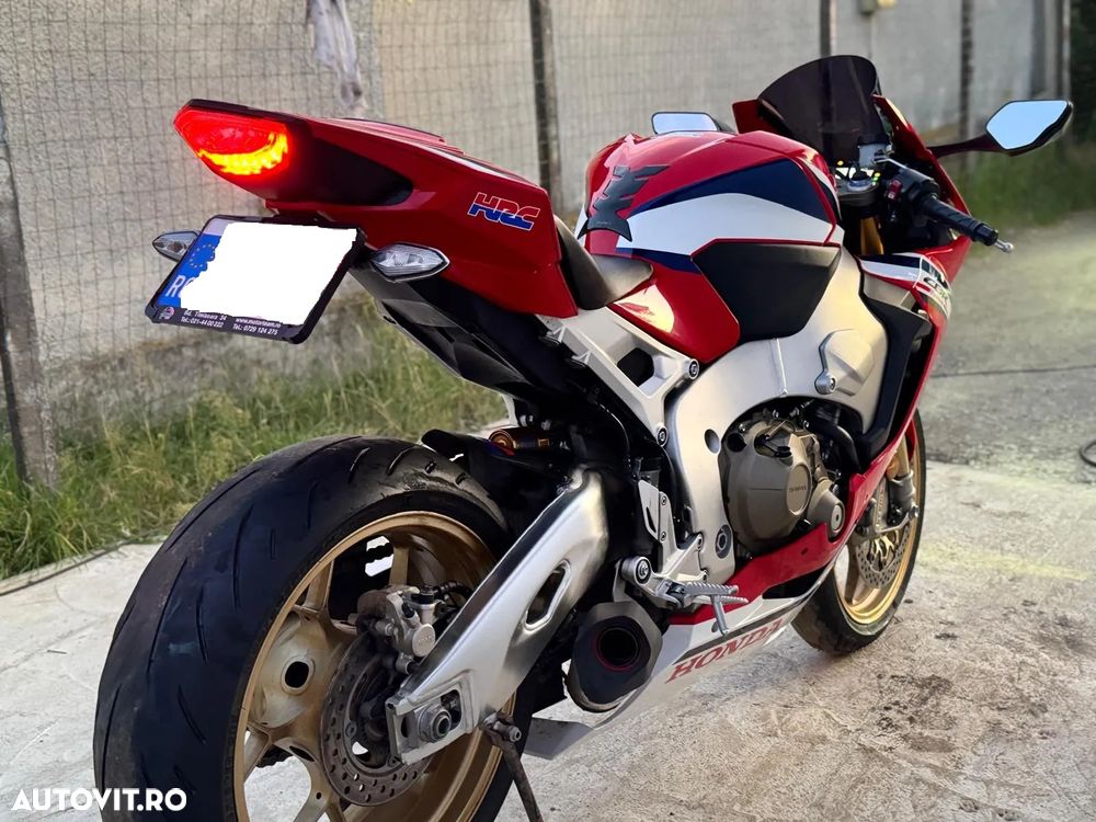 Honda CBR1000RR-R Fireblade SP - 4