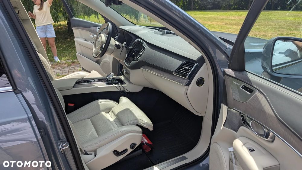 Volvo XC 90 T8 AWD Plug-In Hybrid Inscription 6os - 12