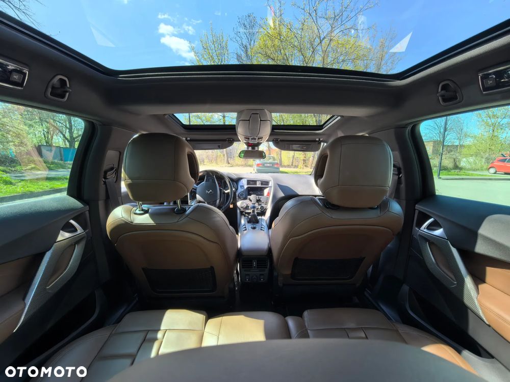 Citroën DS5 1.6 THP SportChic - 13