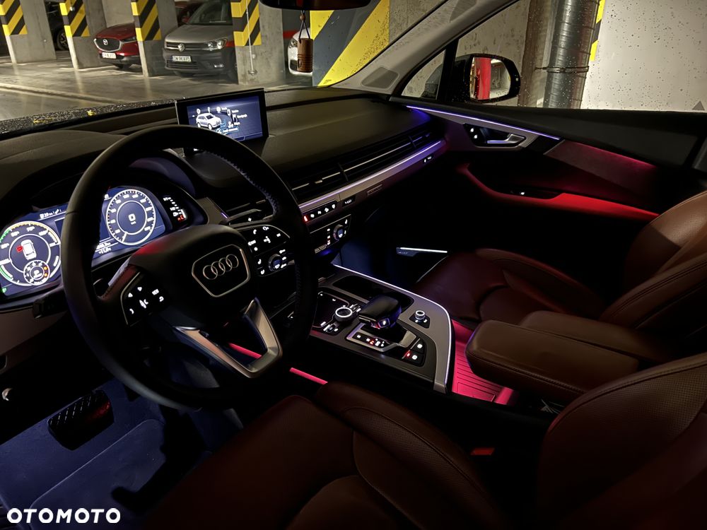 Audi Q7 - 25