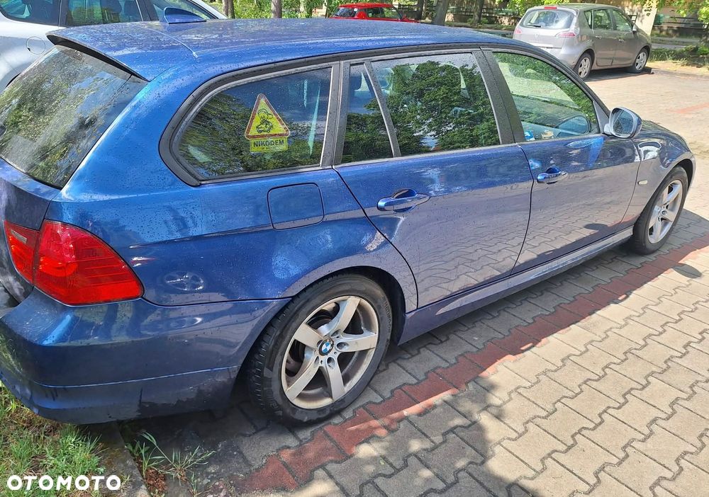 BMW Seria 3 318i Edition Exclusive - 2