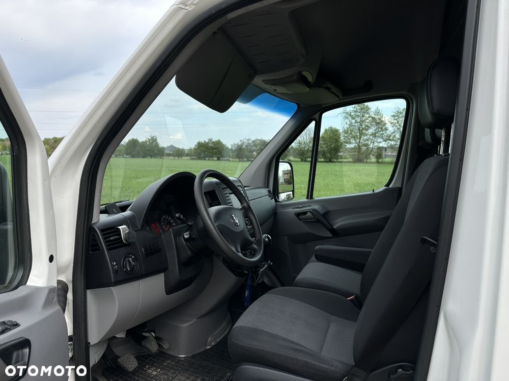 Volkswagen CRAFTER - 10